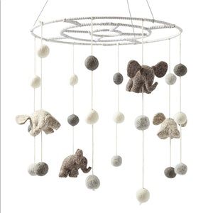 Serena and Lily Felted Wool Animal Mobile – elephants